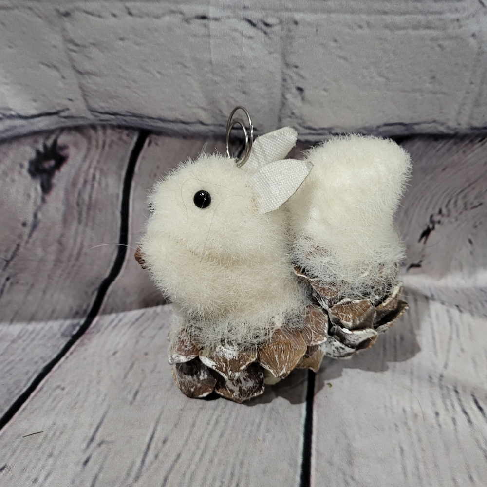 Pinecone squirrel Photo Holder Office
